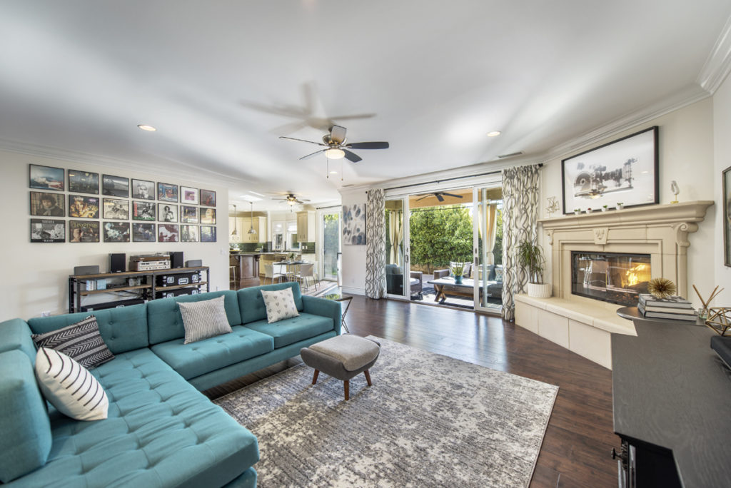 Luxury living room - 1510 E Oak El Segundo