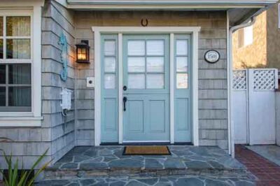 Cape Cod style front door